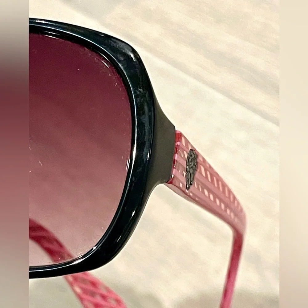 Vince Camuto Women’s Sunglasses Black Pink VC196B